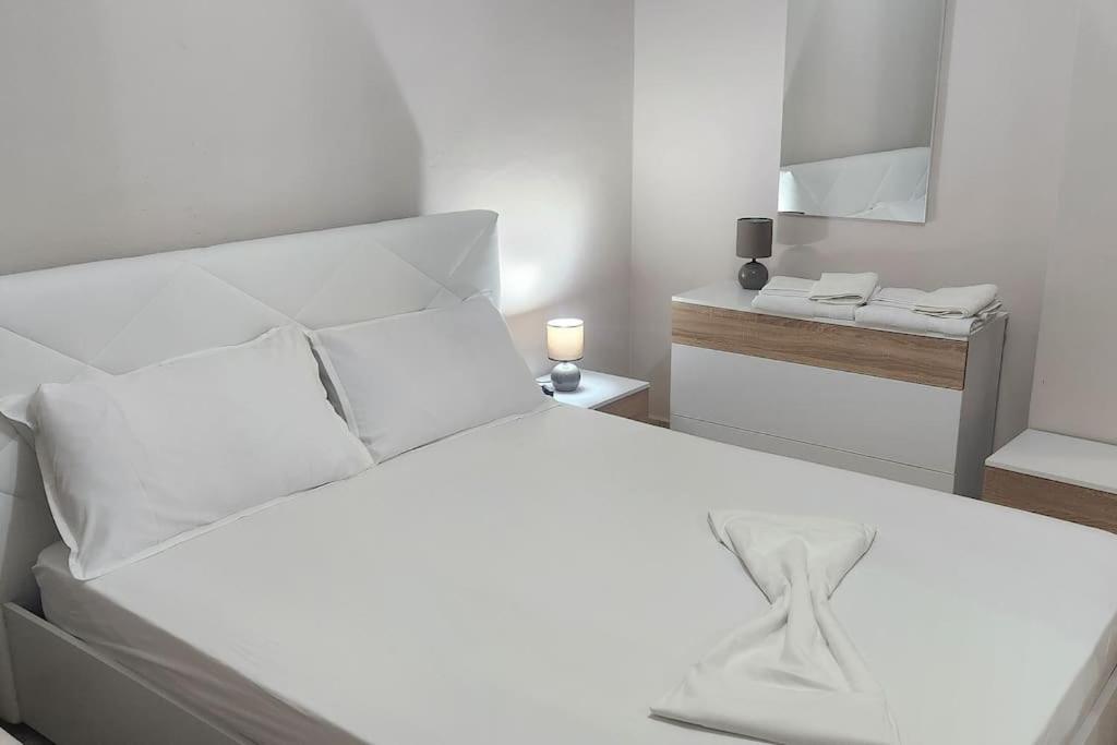 Apartment Center Charm Durrës